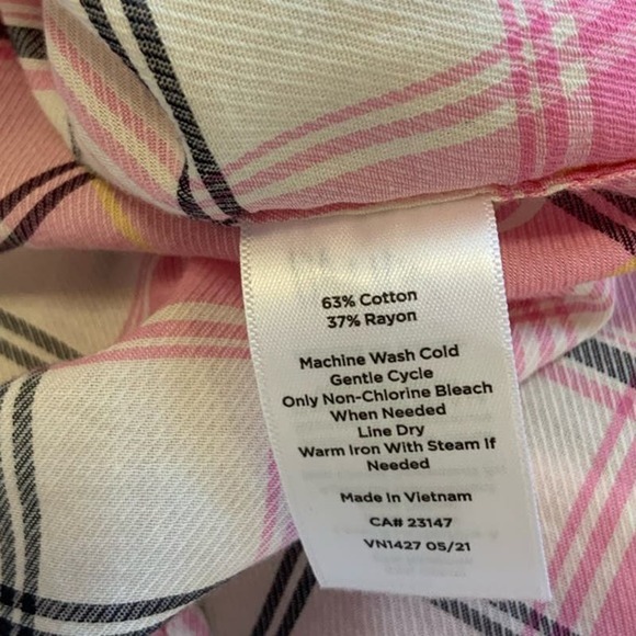 Talbots Pink white Soft Plaid Button Down Shirt sz M Perfect! - Picture 7 of 8